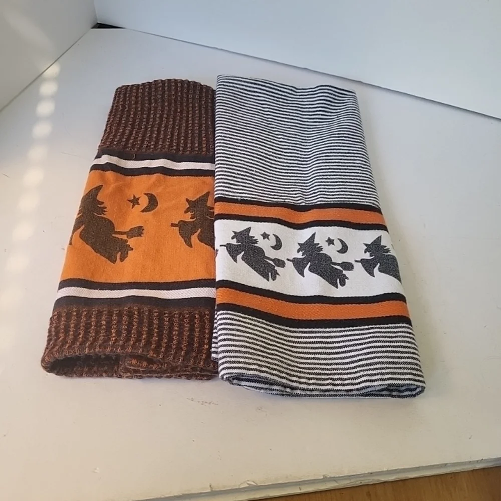 Crate&Barrel Flying Witch Halloween Dish Towels Set Of 2